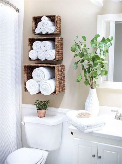 21 Easy DIY Bathroom Shelf Ideas