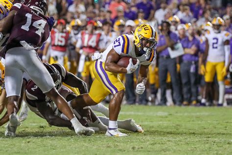 Lsus Brian Kelly Wants Running Backs To Shoulder More Production In