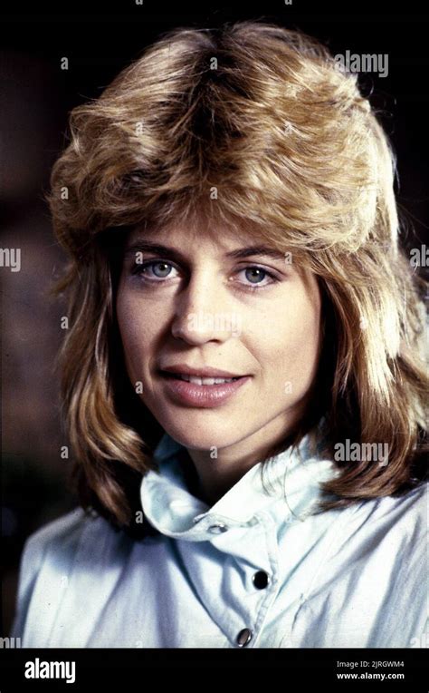 LINDA HAMILTON, THE TERMINATOR, 1984 Stock Photo - Alamy