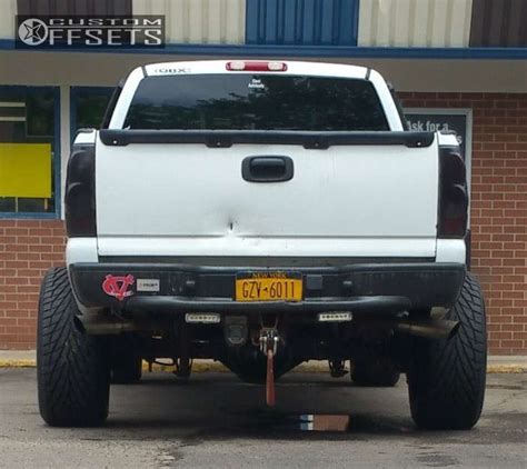 2004 Chevrolet Silverado 2500 With 20x12 51 Toxic Widow And 305 50r20 Toyo Tires Proxes St Iii