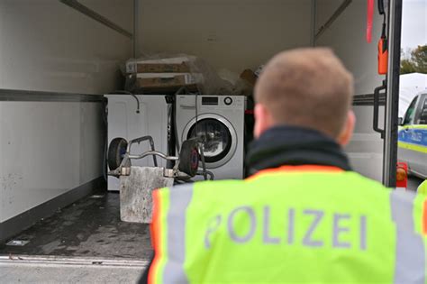 Wiesbadenaktuell Gro Kontrolle Der Polizei Gegen Einbrecher Auf Der A