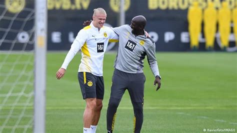 Coaching Success With Ghana To Force Dortmund To Agree Dual Role For