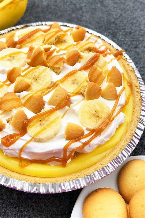 Classic Old Fashioned Easy Banana Cream Pie Recipe Homemade With