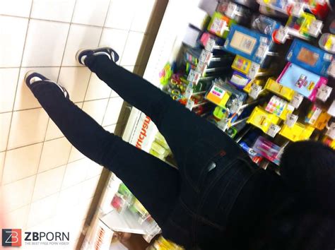 Donk Leggings ZB Porn