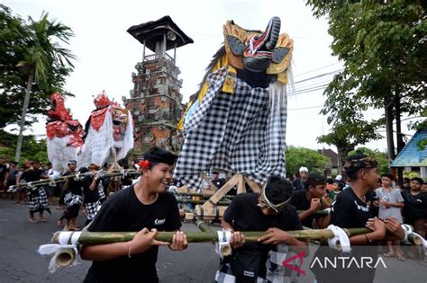 Serunya Festival Seni Tari Barong Di Bali Antara News