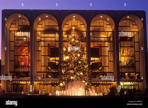 New York City Lincoln Center For The Performing Arts The Metropolitan