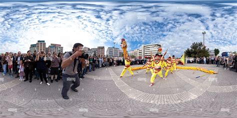 360 view of Dragon Lion Parade Samsun Cumhuriyet Meydanı Alamy