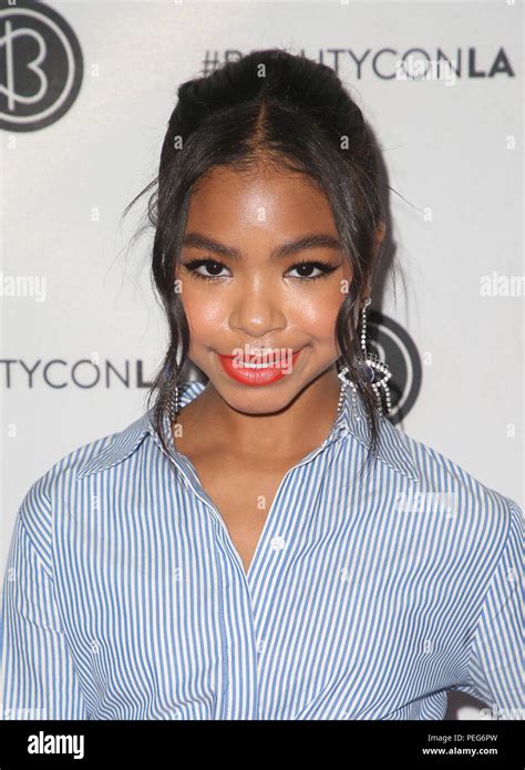 Beautycon Festival La 2018 Featuring Navia Robinson Where Los Angeles California United