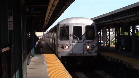 Bmt West End Line Manhattan Bound R R R A Q Express Trains At