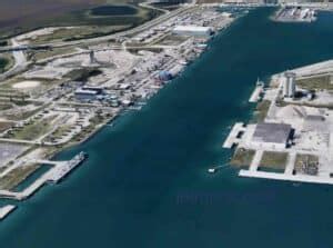 Royal Caribbean Port Canaveral Terminal - jetmunk.com