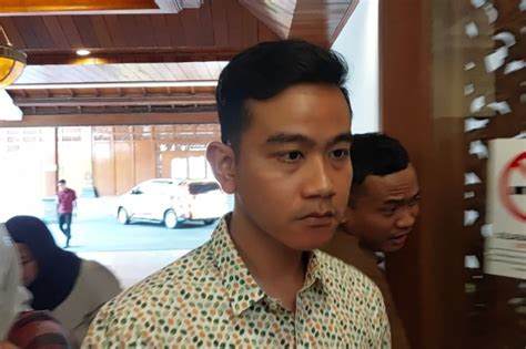 Gibran Tanggapi Gugatan Wanprestasi Almas Karena Tak Ucapkan Terima