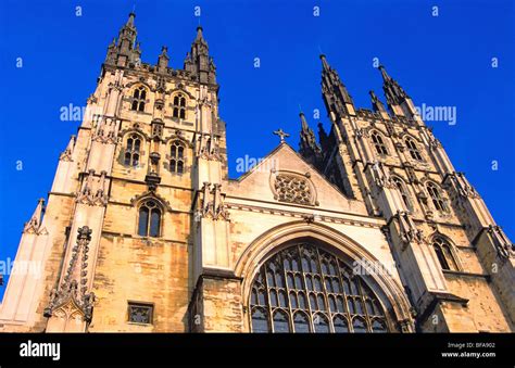 Canterbury Cathedral West Front And Towers Stock Photo Alamy