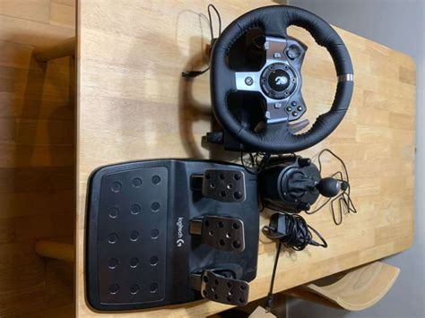 Logitech G920 Xbox Pc Driving Force Racing Wheel And Floor Pedal