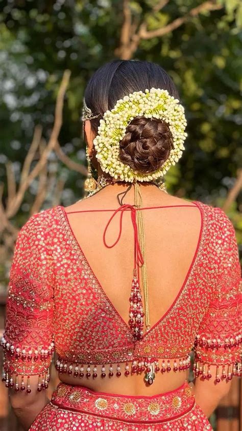 Blouse Embroidery Designs To Check Out This Wedding Season Bridal