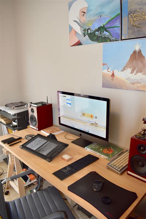 Post your art studio/setup/workstation! - General - Forums - Cubebrush