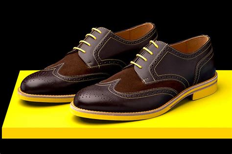 Mens Brown And Yellow Leather Wingtip Dress Shoes Soxy Socks