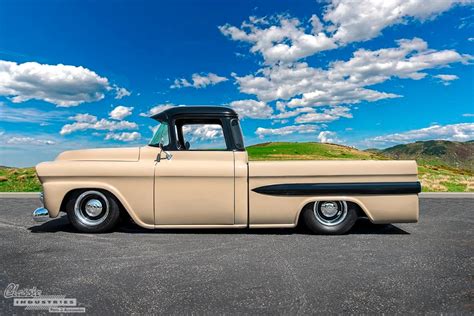 1958 Chevy Apache Restomod Slammed 454