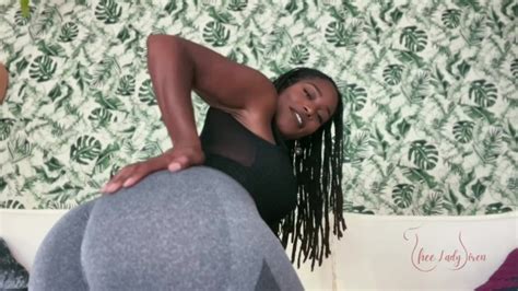 Ass View Squirting In Leggings