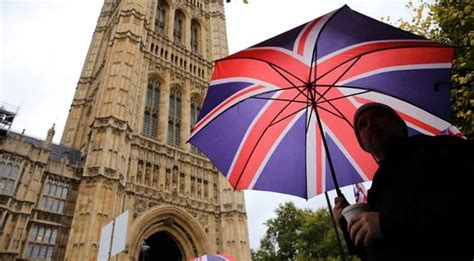 Uk Navy Launches Probe Into Sexual Harassment On Submarines After