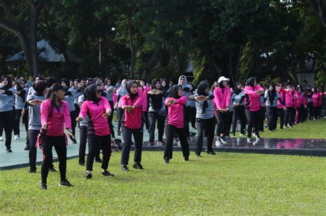 MERIAHKAN HUT POLWAN KE 74 POLDA GORONTALO GELAR OLAHRAGA BERSAMA