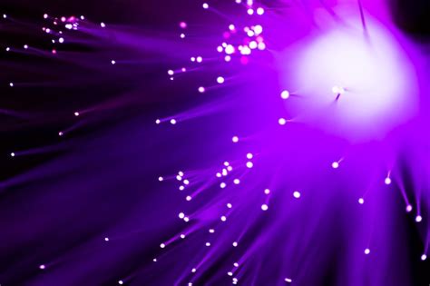 Fondo Abstracto De Luces De Fibra Ptica Violeta Foto Gratis