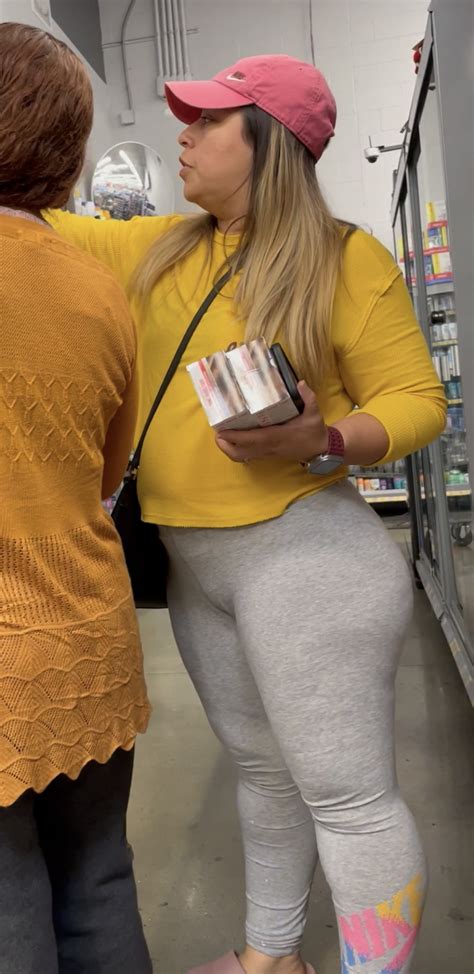 Stacked Walmart Latina Milf Spandex Leggings Yoga Pants Forum