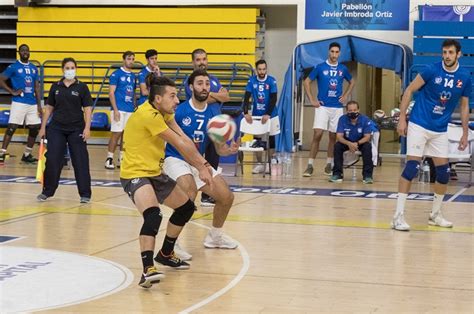 Jos Osado L Bero Del Club Voleibol Melilla Entra En El Siete Ideal