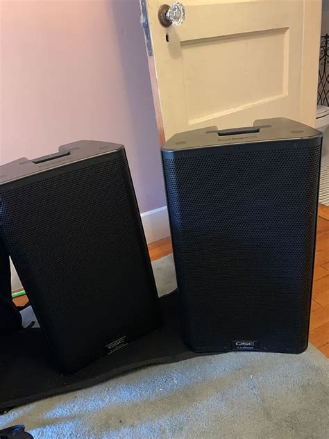 Pair Of Qsc K Way Watt Active Loudspeaker Reverb