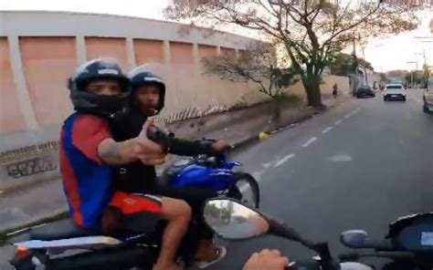 V Deo Motociclista Filma O Pr Prio Assalto E Se Assusta Perdi Perdi