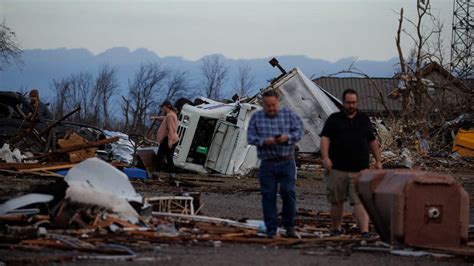 Zeker Tachtig Doden En Enorme Ravage Door Tornado S In VS Buitenland