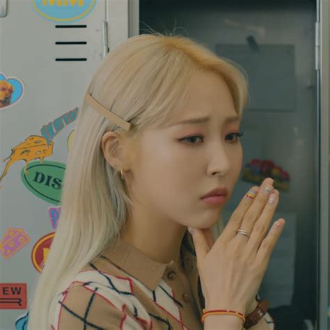 Moonbyul Mamamoo Cheese In The Trap Mv Icon In Mamamoo