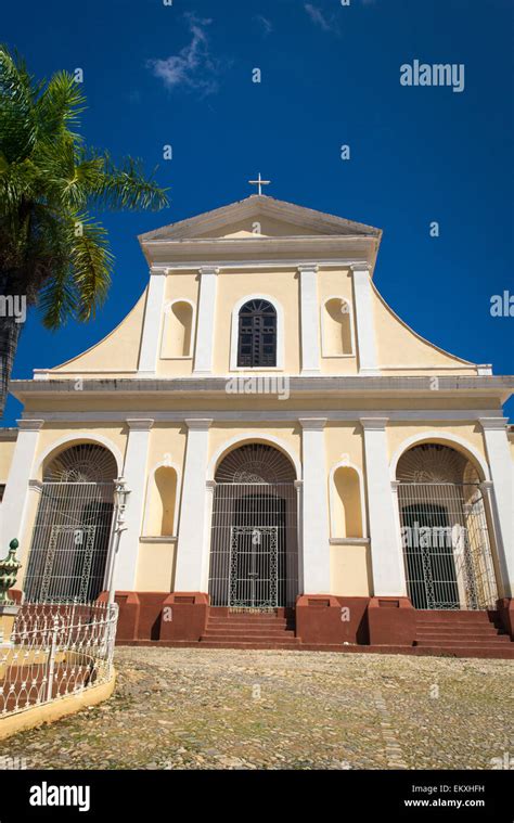 Iglesia Parroquial De La Santisima Trinidad Fotos Und Bildmaterial In