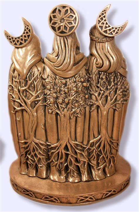 Maiden Mother Crone Back Pagan Art Maiden Mother Crone Triple Goddess