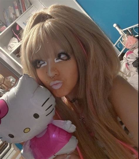 Stunning Gyaru Hairstyle