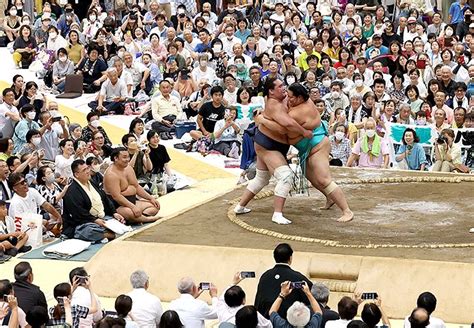 迫力の取組に歓声 大相撲夏巡業「砺波場所」｜北日本新聞webunプラス