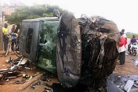 C Te D Ivoire Une Collision Entre Un Camion Et Un Bus Fait Au Moins