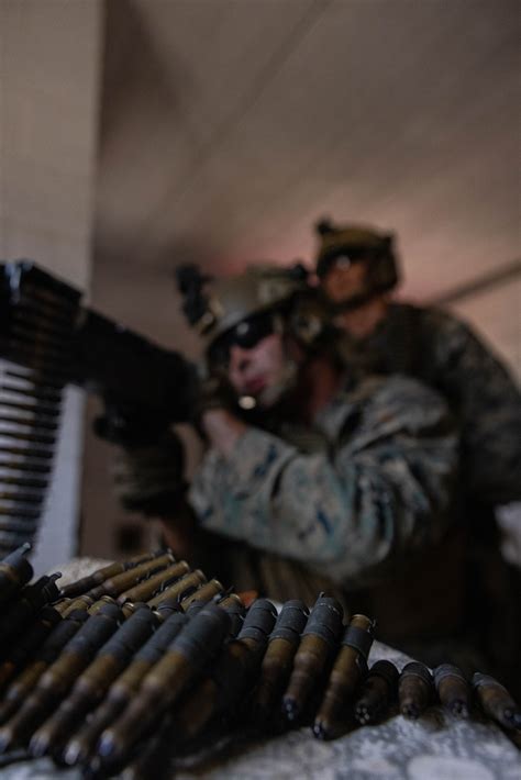 Dvids Images Us Marines Conduct Day Raids During Raid Leaders Course Image 4 Of 7