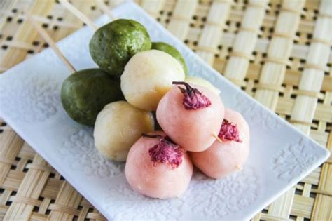 Mochi Japonais Comment Préparer Ce Dessert Traditionnel Dango Recipe Japanese Cooking Recipes