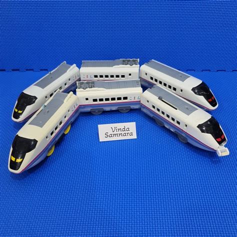 Jual Takara Tomy Plarail Series Shinkansen E3 Komachi Bullet Train