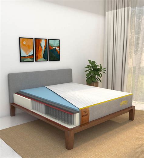 Buy Spring D 78 Length 6 Inch Memory Foam Queen Size Mattress At 100 Off By Sleepycat Pepperfry