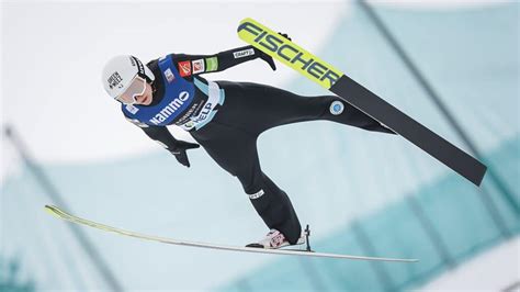 Saut à ski Joséphine Pagnier et Julia Clair terminent leur hiver