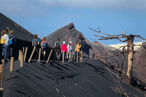 Visita Al Nuevo Volc N Cumbre Vieja En La Palma Gu A Repsol