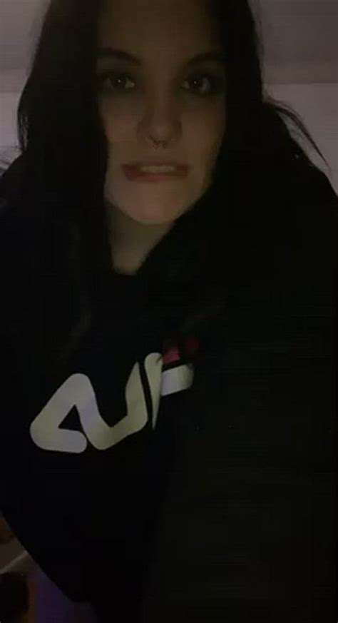 Do You Like My Shorts Send Nude Selfie