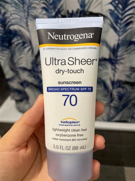 Neutrogena Ultra Sheer Dry Touch Sunscreen SPF 70 INCI Beauty