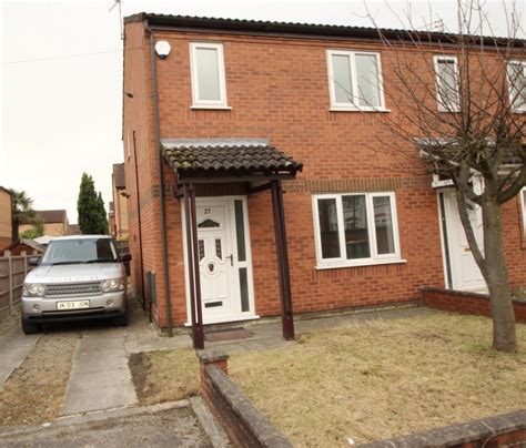 Superb Three Bedroom Semi Detached House To Let In Preston The Online