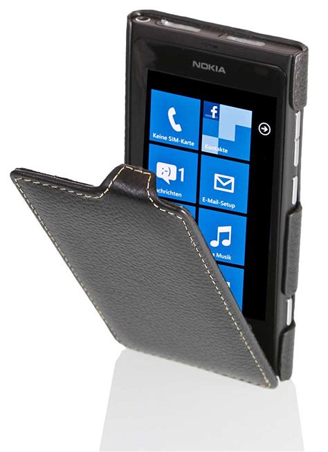 Nokia Lumia 800 UltraSlim Case made out of Leather | StilGut | StilGut