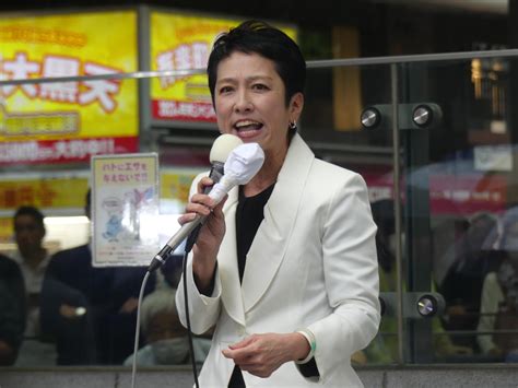 「蓮舫は批判ばかり、はおかしい！」蓮舫氏が都知事選出馬表明後初めての街頭演説でほえる 社会写真ニュース 日刊スポーツ