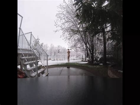 Rolling Around Nude In Snow Makes Me Feel Like A Man XHamster