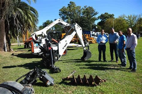 La Municipalidad De Escobar Incorpor Nueva Maquinaria Vial Para