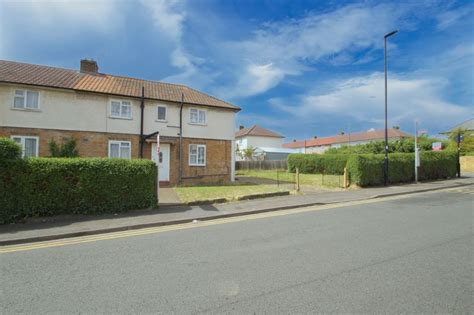 3 Bed Semi Detached House For Sale In Otter Road Greenford Ub6 £